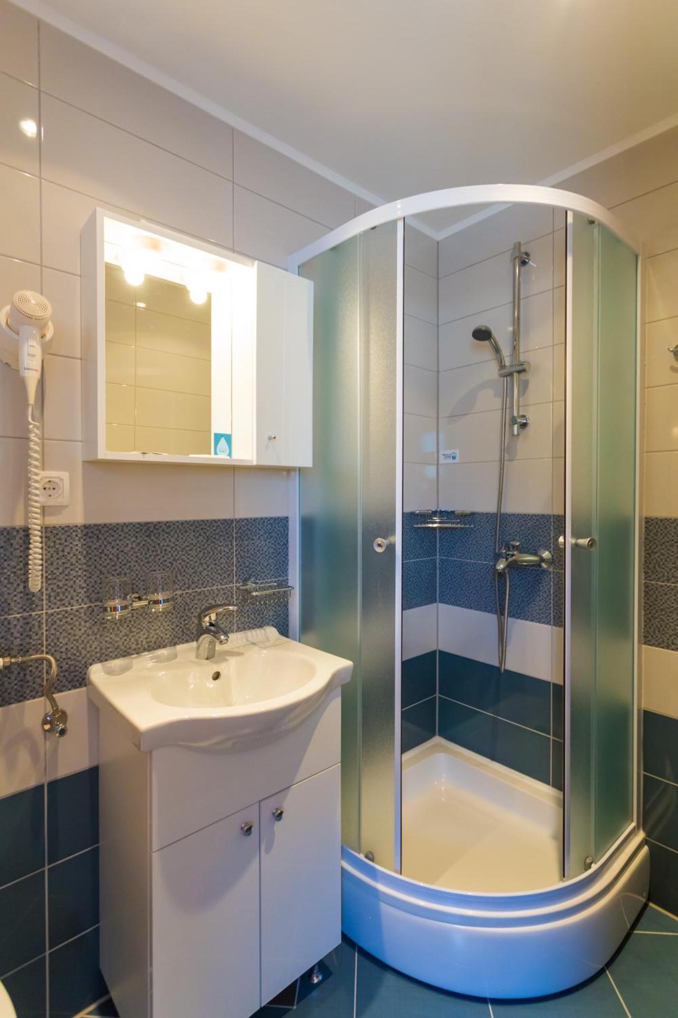 Apartments Slavica Помена Екстериор снимка