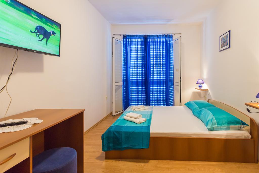 Apartments Slavica Помена Екстериор снимка